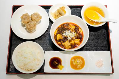 レディース・シー飯・麻婆豆腐セットの写真