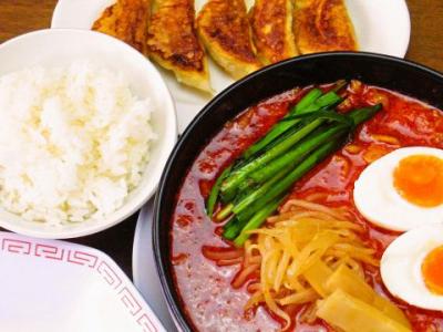 ギョーザ定食(旨辛麺+ギョーザ+ライス)の写真